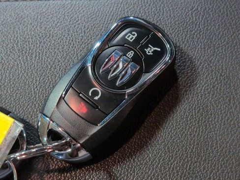 Used 2025 Buick Envista Sport Touring w/ Convenience I Package FWD image 26