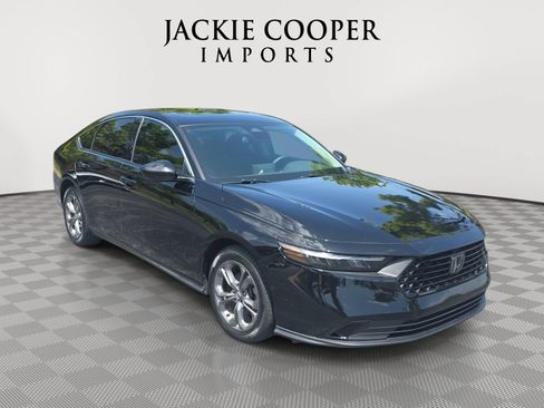 Used 2024 Honda Accord EX image 3