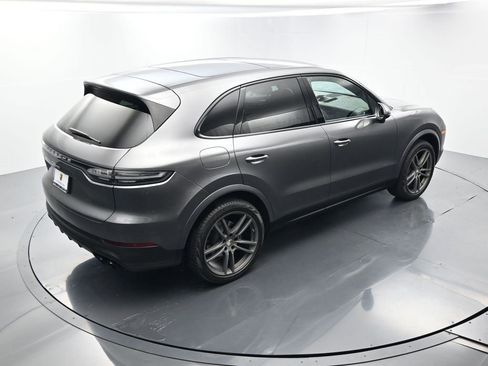 Used 2019 Porsche Cayenne image 39