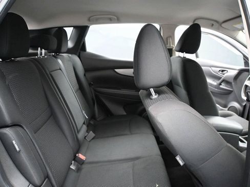 Used 2020 Nissan Rogue Sport S w/ Appearance Package AWD/4WD image 17