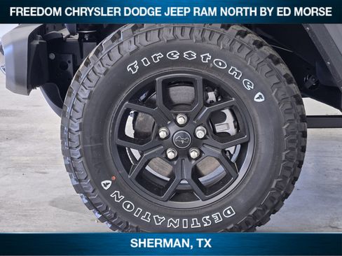 New 2025 Jeep Gladiator Willys image 7