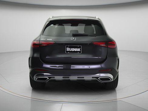 New 2026 Mercedes-Benz GLC 300 image 4