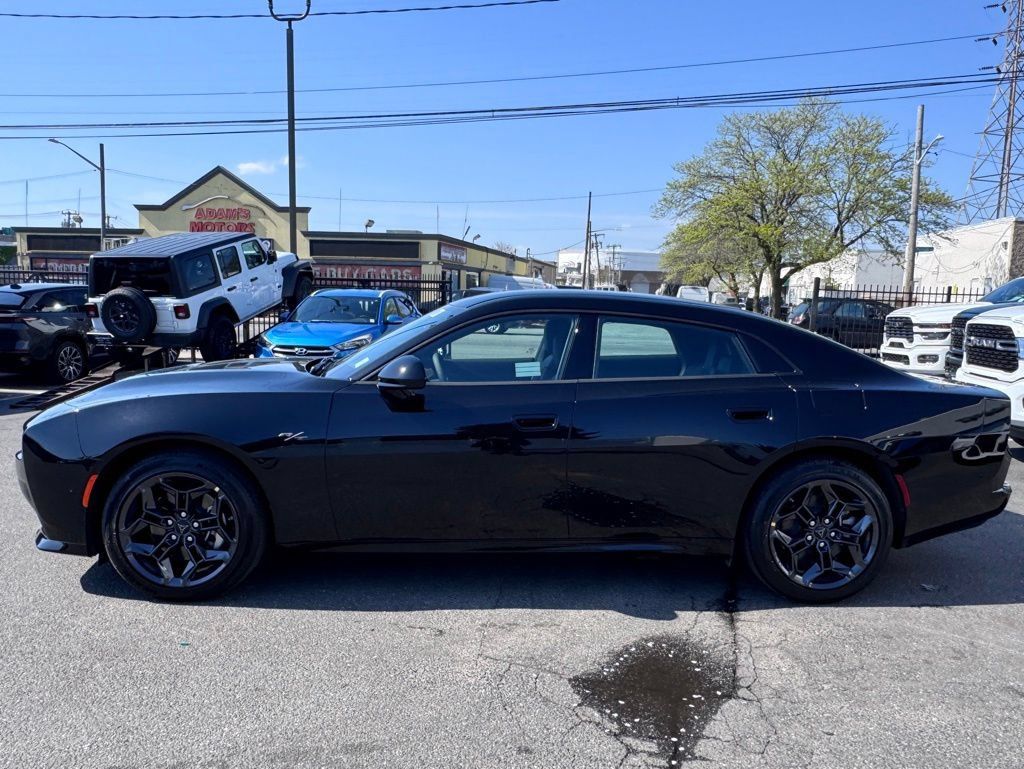 New 2026 Dodge Charger R/T w/ Driver Convenience Group AWD/4WD image 4
