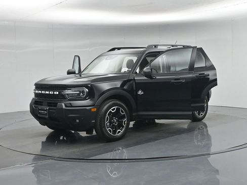 New 2026 Ford Bronco Sport Outer Banks w/ Outer Banks Tech Package+ AWD/4WD image 30