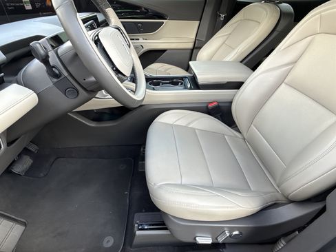 Used 2024 Lincoln Nautilus Premier w/ Equipment Group 102A AWD/4WD image 20