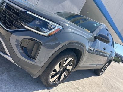 Used 2024 Volkswagen Atlas Cross Sport SE