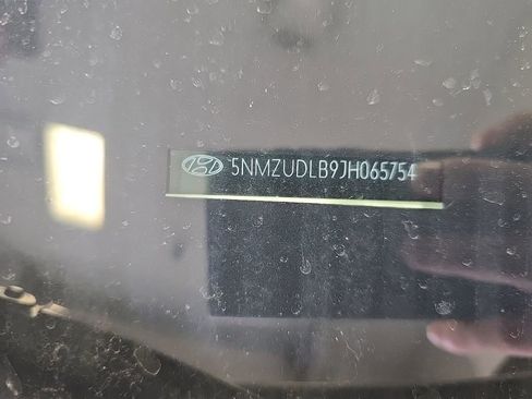 Used 2018 Hyundai Santa Fe Sport image 7