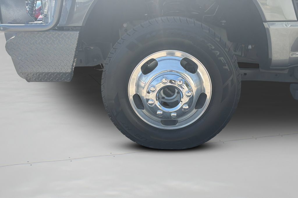 Used 2025 Ford F350 Lariat AWD/4WD image 18