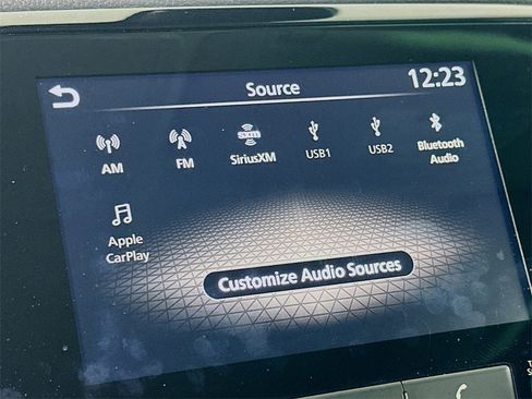 Used 2024 Nissan Titan SV w/ SV Convenience Package image 16