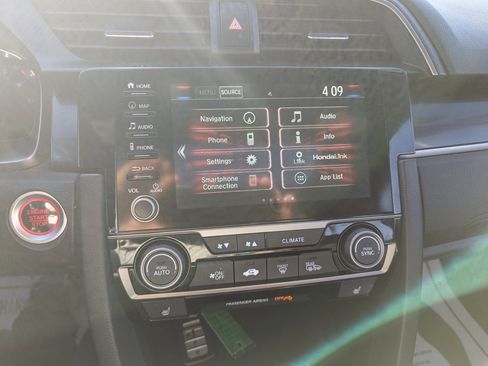 Used 2021 Honda Civic Sport Touring image 15