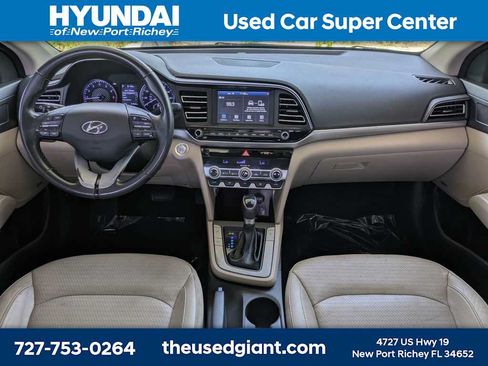 Used 2020 Hyundai Elantra Limited FWD image 15