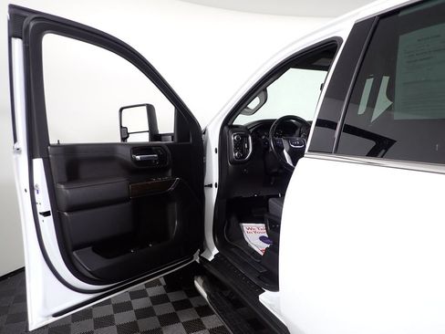 Used 2022 GMC Sierra 2500 SLE w/ Snow Plow Prep/Camper Package AWD/4WD image 16