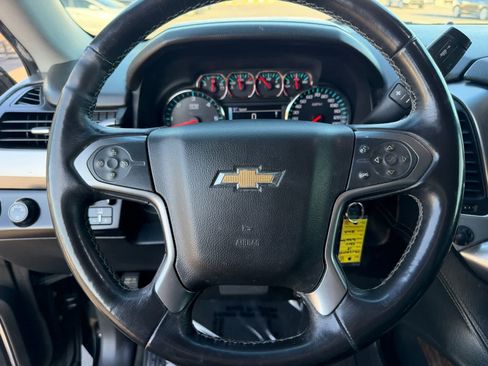Used 2018 Chevrolet Suburban LS w/ All-Season Package RWD image 18