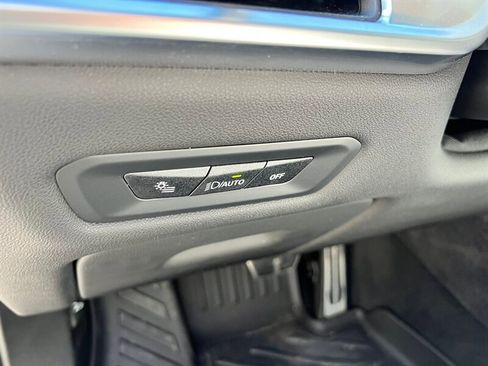 Used 2025 BMW X5 xDrive40i image 32