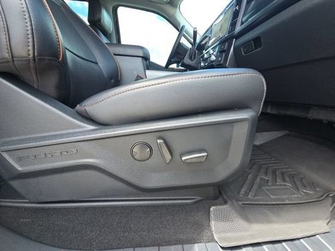 Used 2025 Ford F250 Lariat w/ Lariat Ultimate Package AWD/4WD image 20
