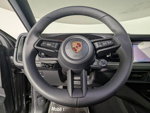 New 2026 Porsche Cayenne E-Hybrid Coupe image 37
