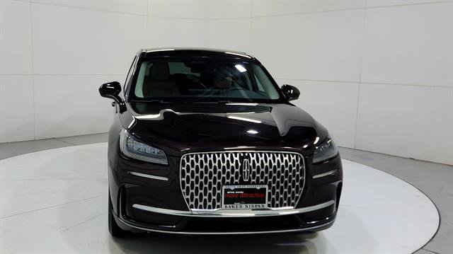 Used 2023 Lincoln Corsair FWD image 2