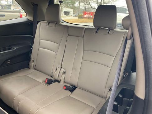 Used 2017 Honda Pilot EX-L image 8