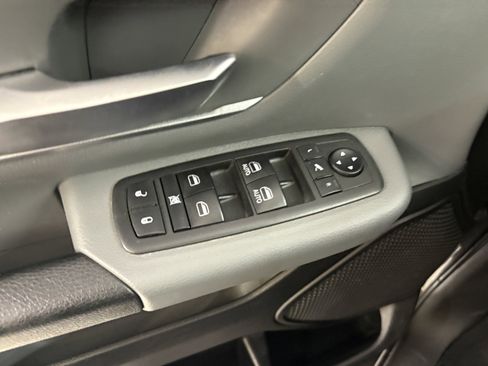 Used 2019 RAM 1500 Big Horn AWD/4WD image 28