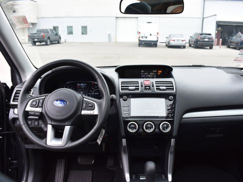 Used 2017 Subaru Forester 2.5i Premium image 32