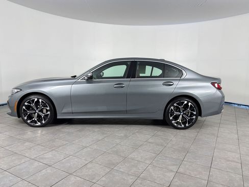 Certified 2025 BMW 330i Sedan RWD image 2