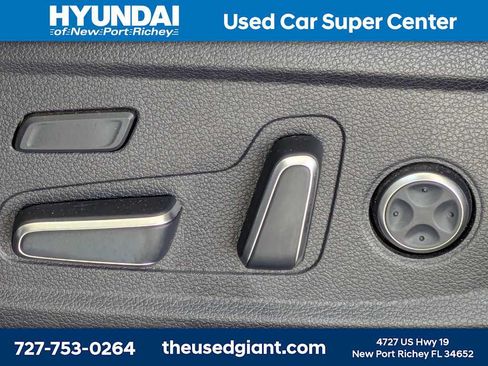 Used 2023 Hyundai Palisade Limited w/ Cargo Package FWD image 27