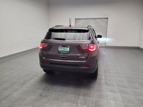 Used 2022 Jeep Compass Latitude w/ Convenience Group FWD image 7
