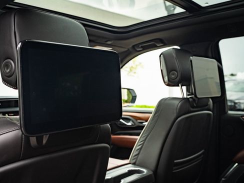 Used 2024 GMC Yukon Denali Ultimate image 35