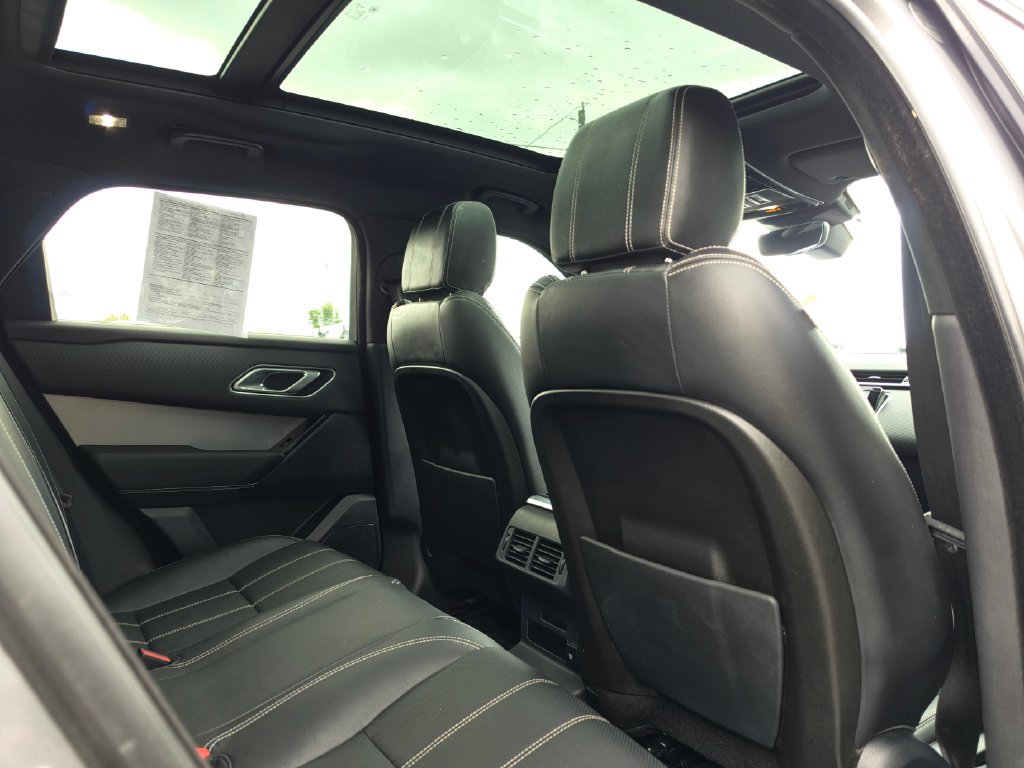 Used 2020 Land Rover Range Rover Velar R-Dynamic S AWD/4WD image 19