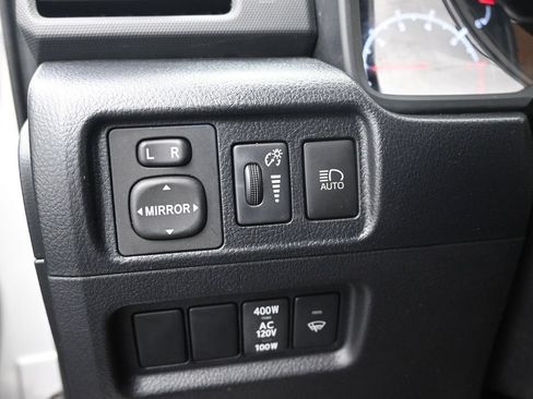Used 2023 Toyota 4Runner SR5 AWD/4WD image 21