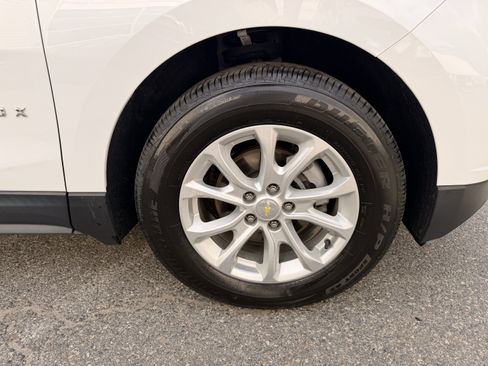 Used 2019 Chevrolet Equinox LT FWD image 11