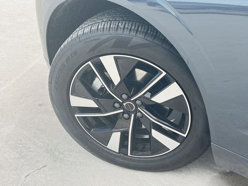 New 2026 Volvo XC60 B5 Plus w/ Protection Package Premier image 12