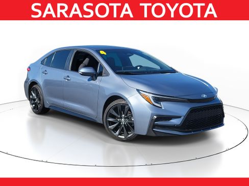 Used 2024 Toyota Corolla SE image 1