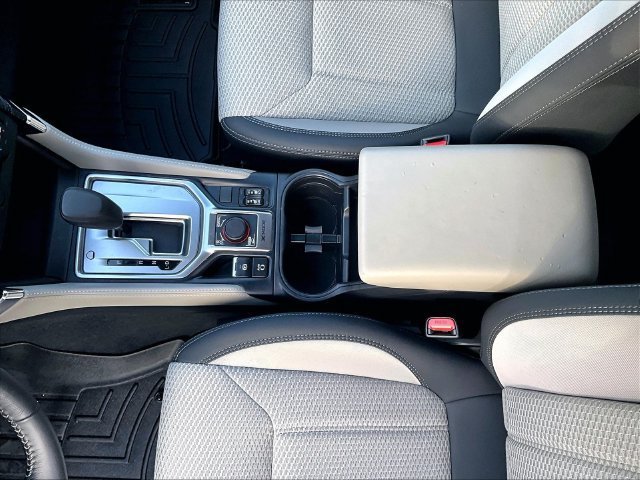 Used 2024 Subaru Forester Premium AWD/4WD image 15