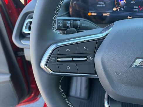 New 2026 Chevrolet Traverse LT w/ Midnight/Sport Edition image 11