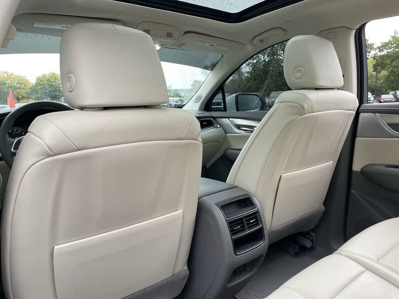Certified 2025 Cadillac XT5 Premium Luxury AWD/4WD image 20