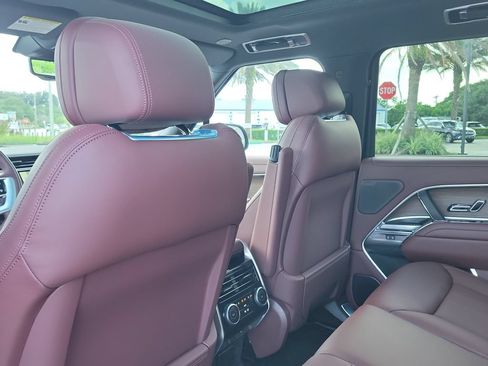 New 2026 Land Rover Range Rover SE AWD/4WD image 16