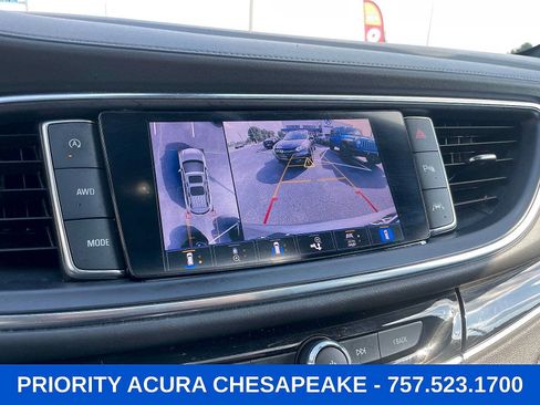 Used 2023 Buick Enclave Avenir w/ Avenir Technology Package AWD/4WD image 19