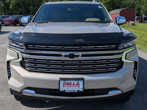 Used 2021 Chevrolet Tahoe Premier AWD/4WD image 2