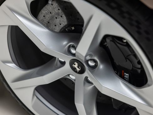 Certified 2025 Ferrari 12Cilindri image 17