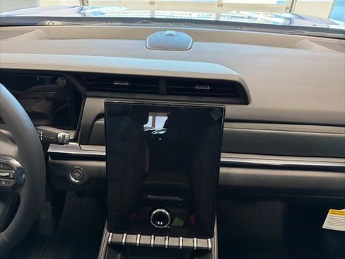 New 2026 GMC Terrain AT4 w/ Convenience Package III image 35