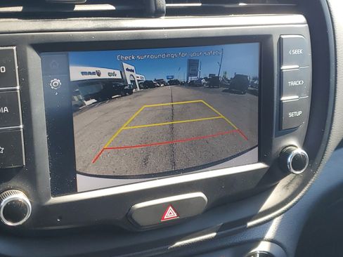 Used 2025 Kia Soul LX w/ LX Technology Package image 25