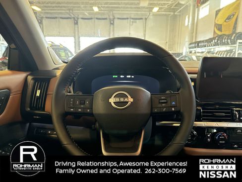 New 2026 Nissan Pathfinder Platinum w/ Cargo Package image 12