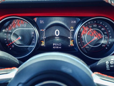 Used 2020 Jeep Wrangler Unlimited Rubicon AWD/4WD image 12