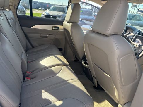 Used 2011 Lincoln MKX AWD image 22