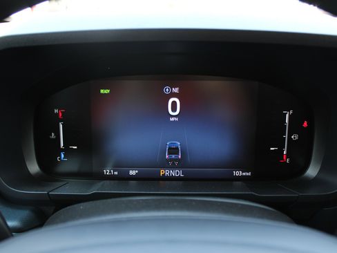 New 2025 Ford Maverick XL image 17