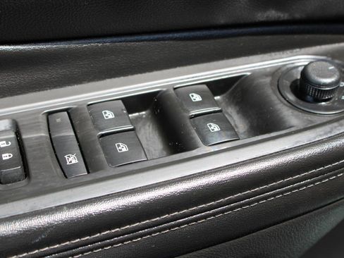 Used 2019 Buick Encore Sport Touring FWD image 15