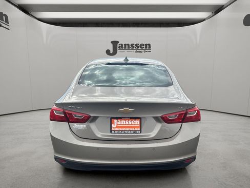 Used 2023 Chevrolet Malibu LT w/ Driver Confidence Package image 3