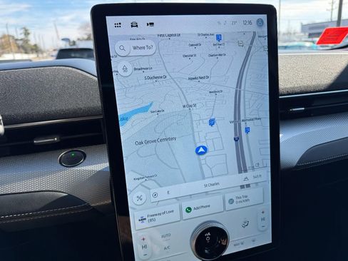 Used 2023 Ford Mustang Mach-E Select image 19