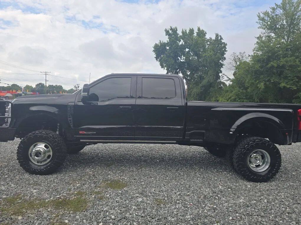 Used 2026 Ford F350 Platinum AWD/4WD image 4